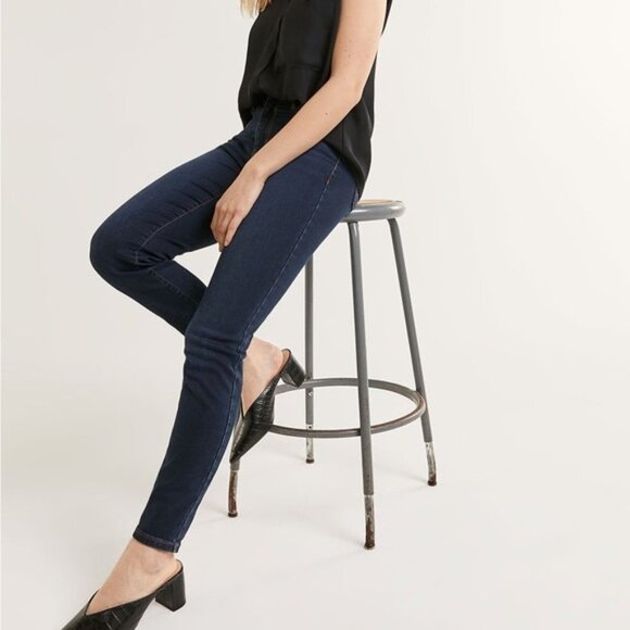 Women’s 36 / 20 R Jeans Sculpting Dark Rinse Mid Rose Stretch Straight Skinny - Picture 10 of 12